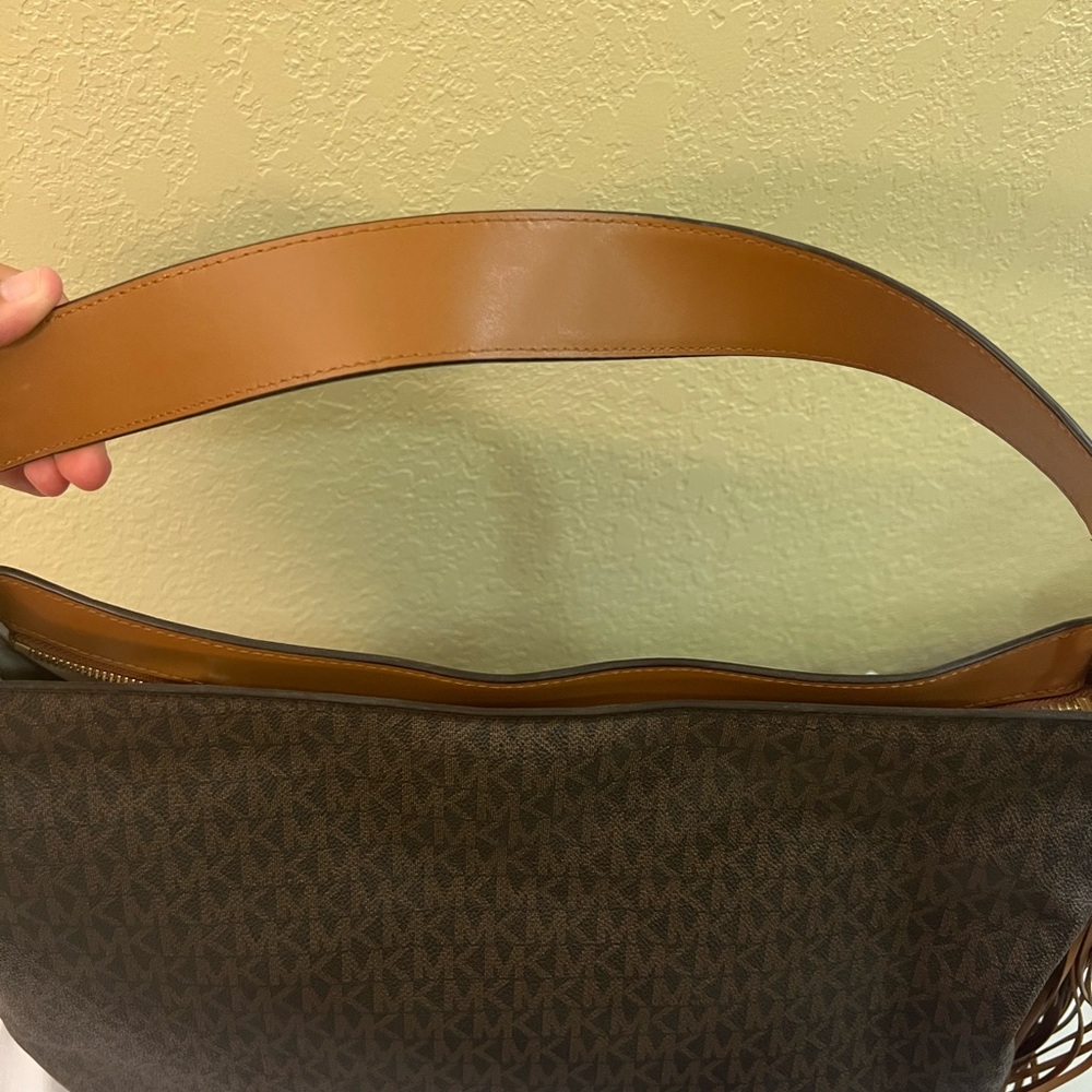 Michael Kors Brown Shoulder Bag - Picture 6 of 10